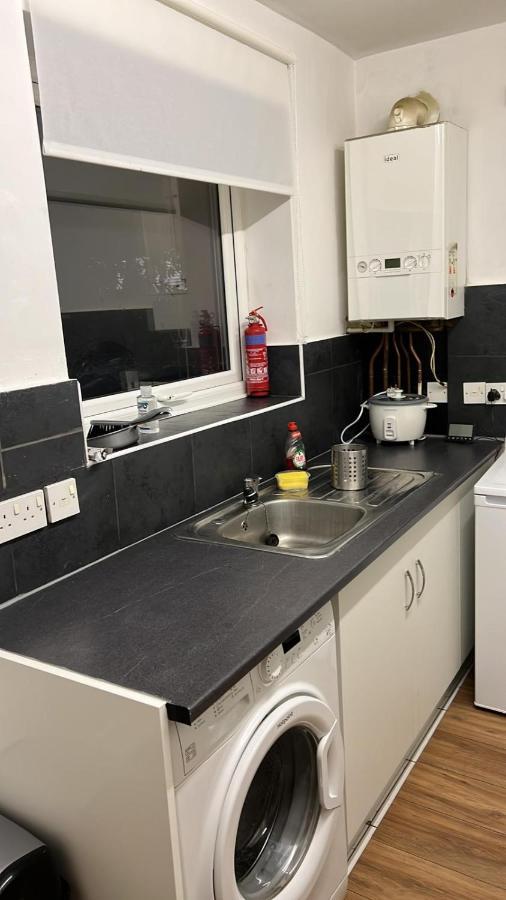 Smalinz Homes Finchley Londra Dış mekan fotoğraf