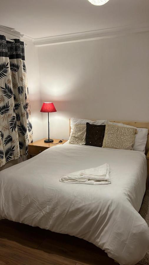 Smalinz Homes Finchley Londra Dış mekan fotoğraf