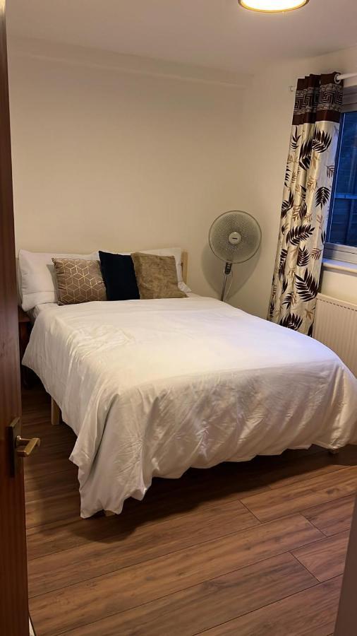 Smalinz Homes Finchley Londra Dış mekan fotoğraf